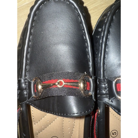 Kelsi Women's Red, Black, and Gold Loafers - Size 5 - Picture 3 of 6